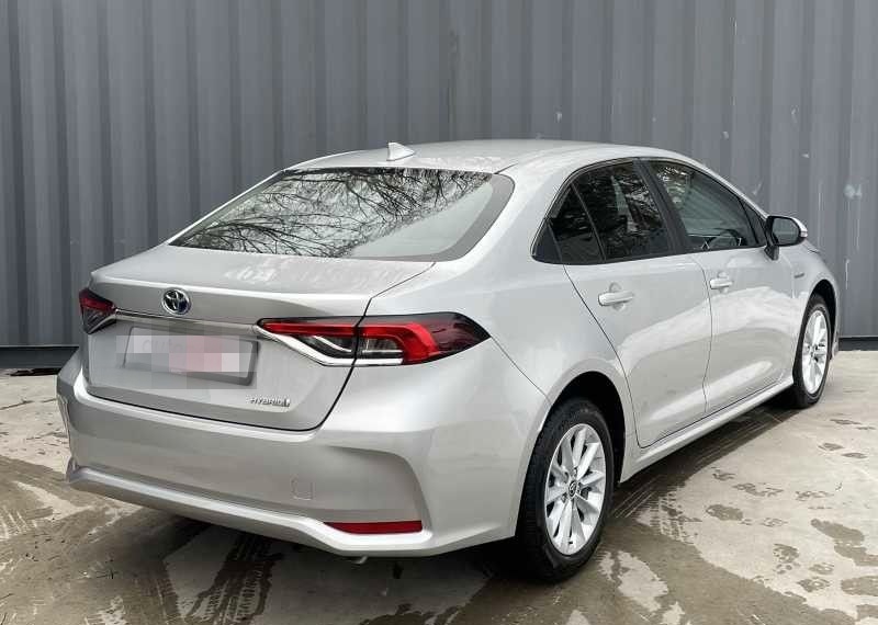 Toyota Corolla 1,8 Hybrid Comfort Limousine foto 4