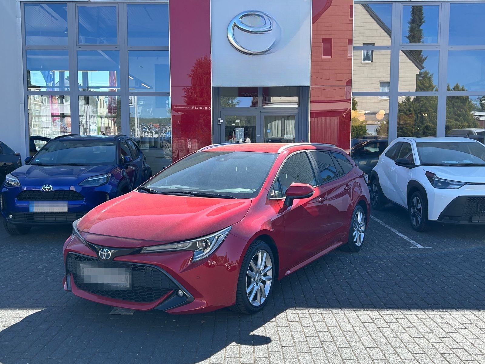 Toyota Corolla Touring Sports 2,0 Hyb. Team D Technik P foto 1