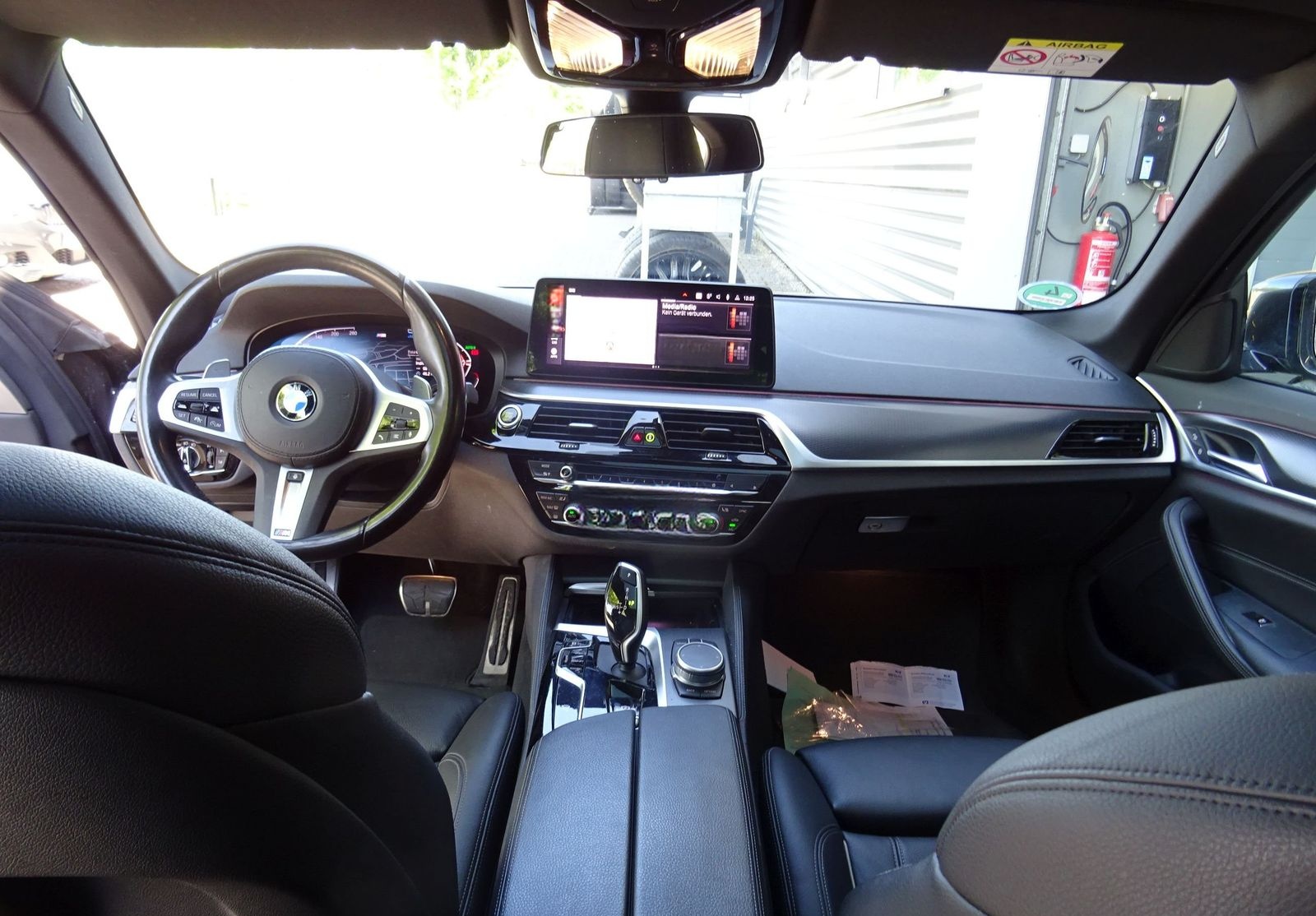 BMW 520d Lim. M Sport ACC DriveAssi elGSD HiFi 4xSH foto 12