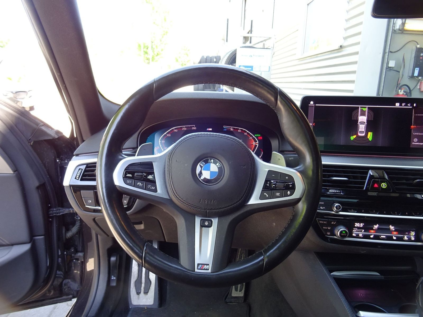 BMW 520d Lim. M Sport ACC DriveAssi elGSD HiFi 4xSH foto 16