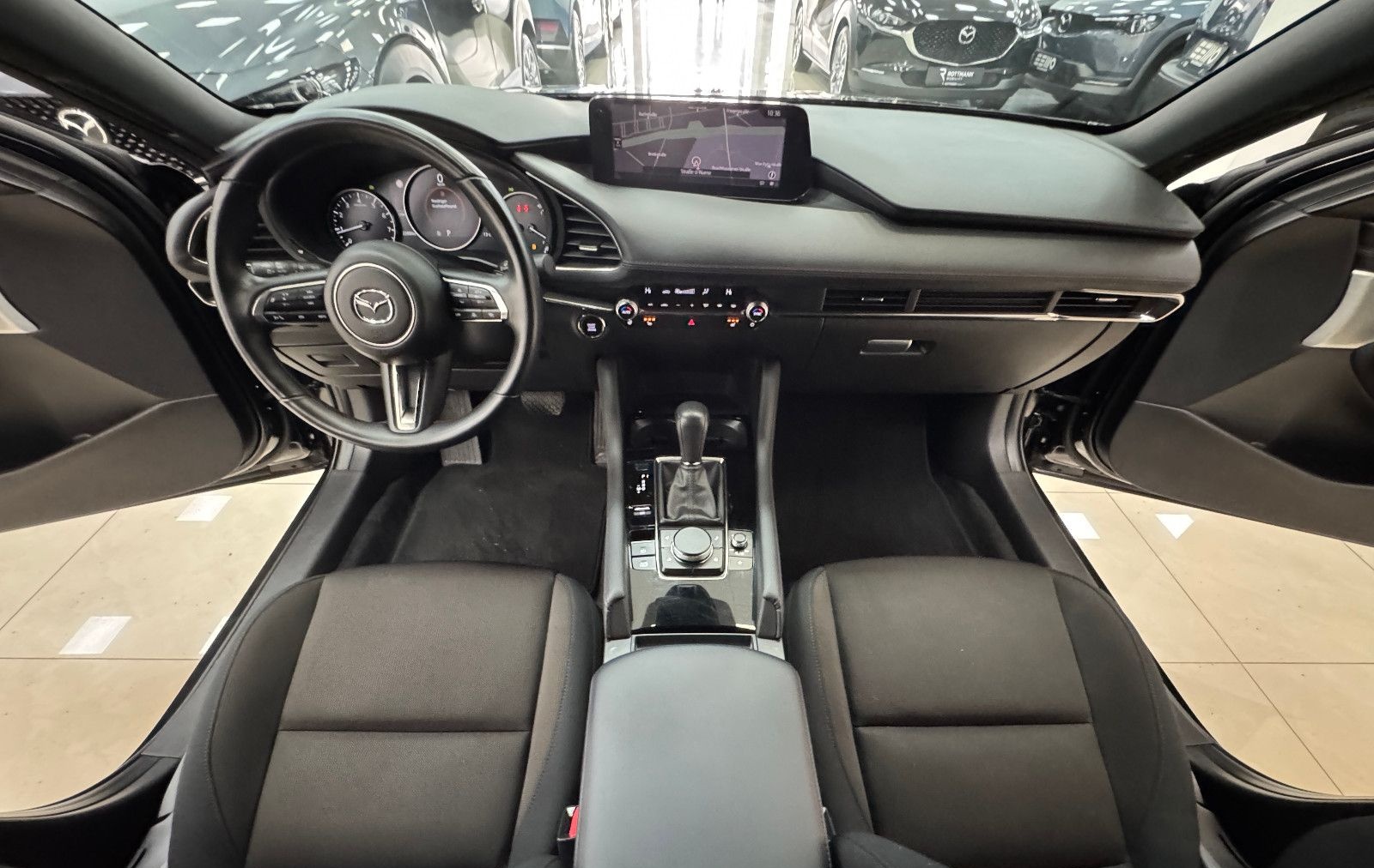 Mazda 3 5HB Exclusive-L. 140ps 6AT *Matrix*360°*QI*LHZ foto 21