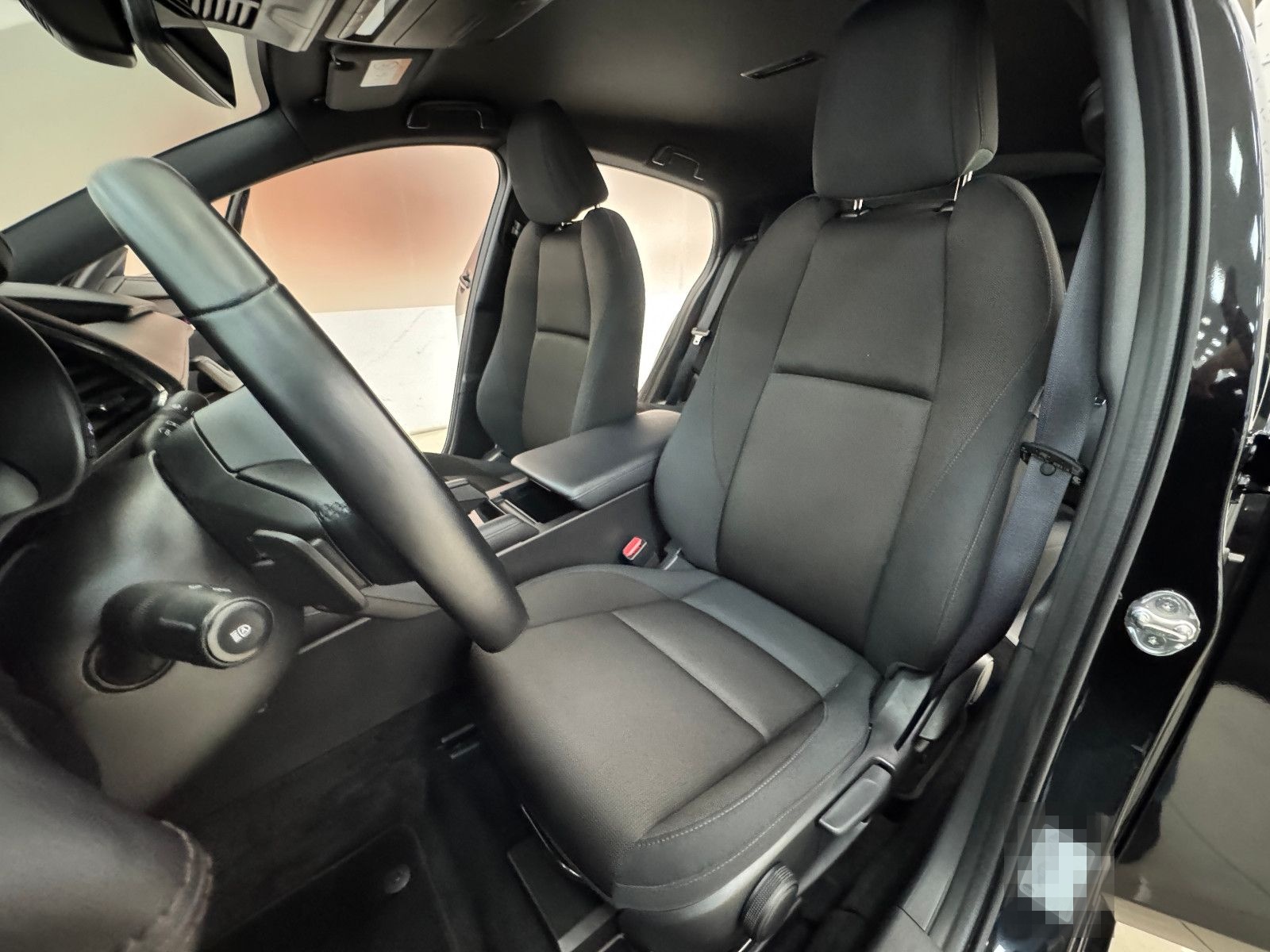 Mazda 3 5HB Exclusive-L. 140ps 6AT *Matrix*360°*QI*LHZ foto 10
