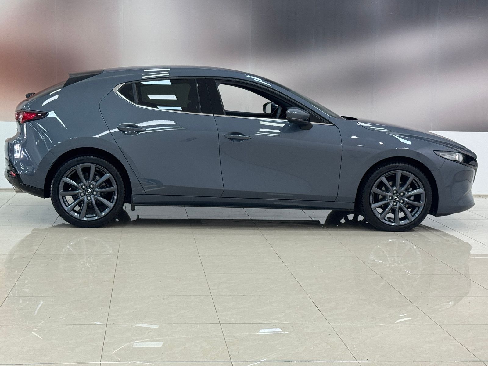 Mazda 3 5HB Exclusive-L. 140ps 6MT *Matrix*360°*QI*LHZ foto 12