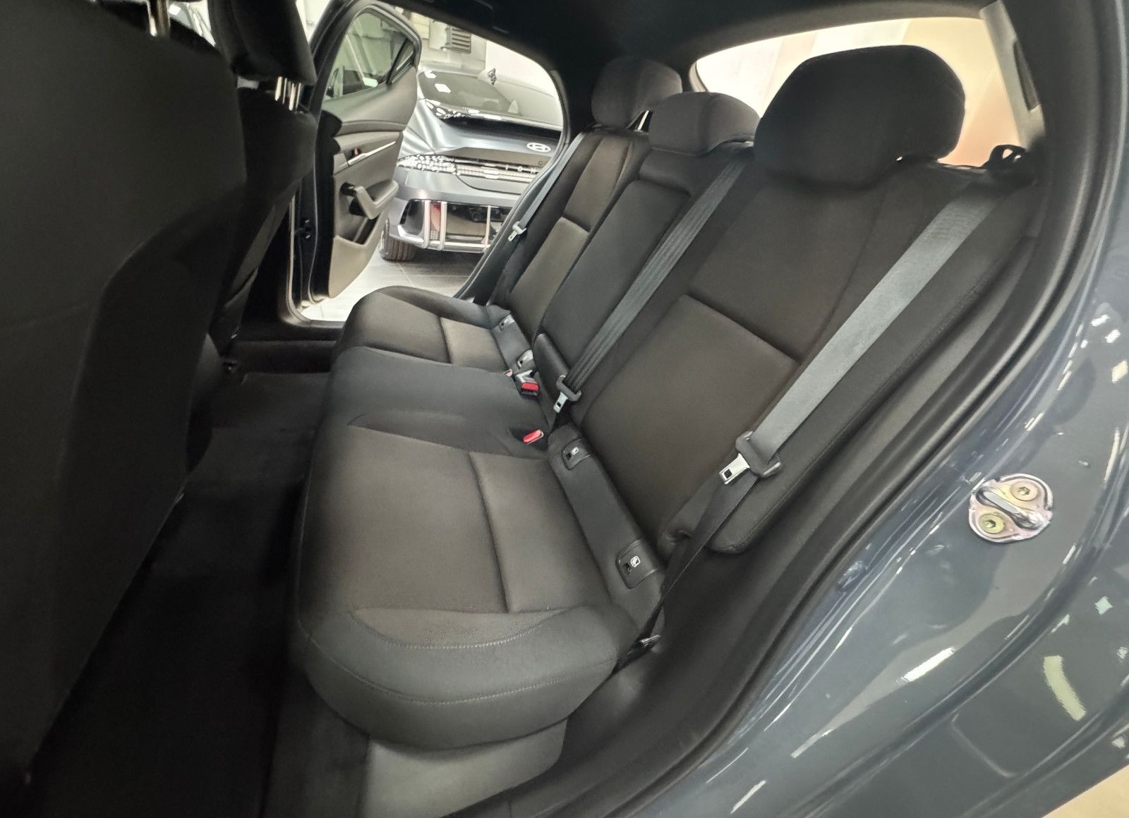 Mazda 3 5HB Exclusive-L. 140ps 6MT *Matrix*360°*QI*LHZ foto 14