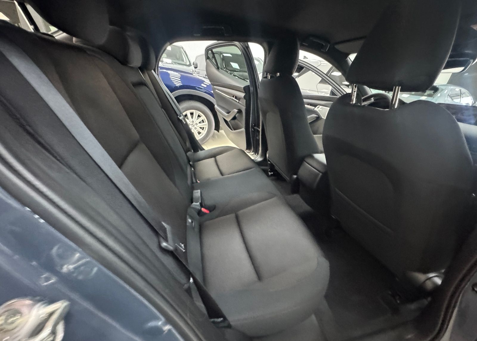 Mazda 3 5HB Exclusive-L. 140ps 6MT *Matrix*360°*QI*LHZ foto 16