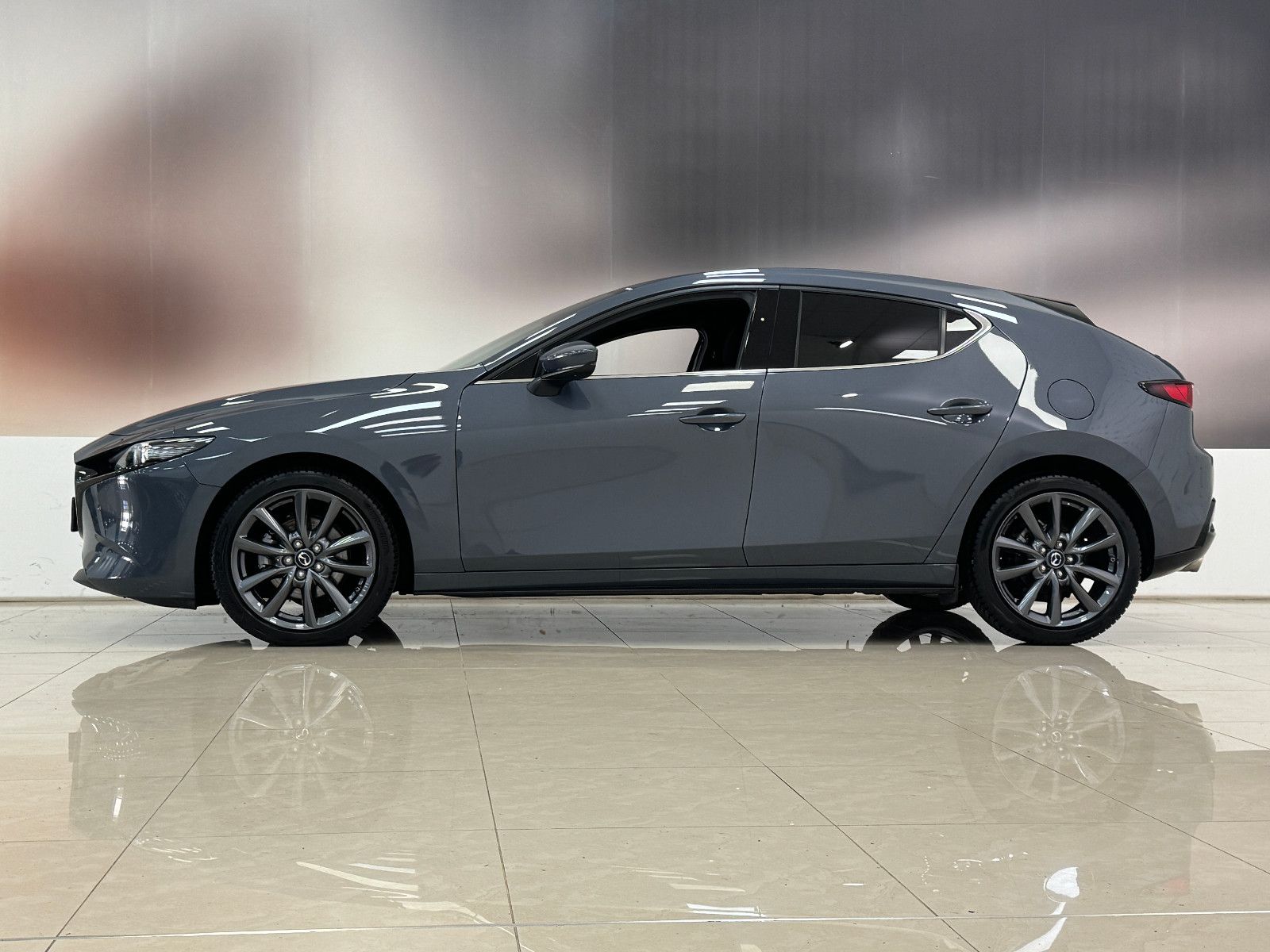 Mazda 3 5HB Exclusive-L. 140ps 6MT *Matrix*360°*QI*LHZ foto 5