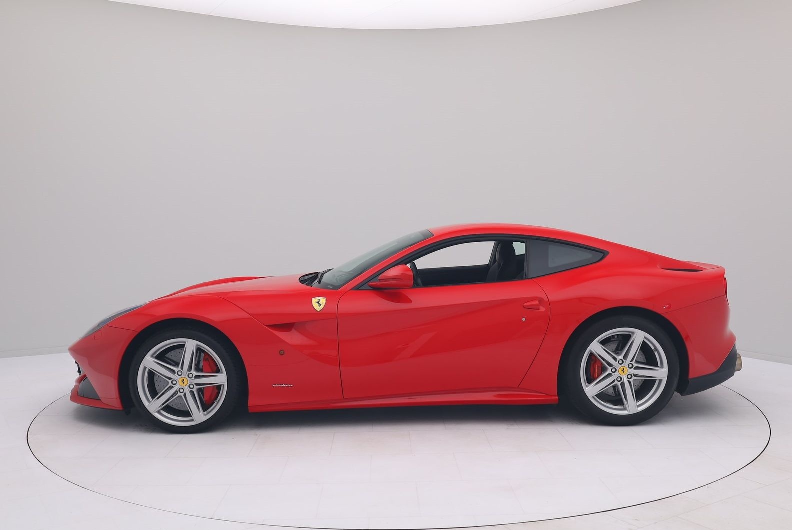 Ferrari F12berlinetta - FERRARI HAMBURG foto 11