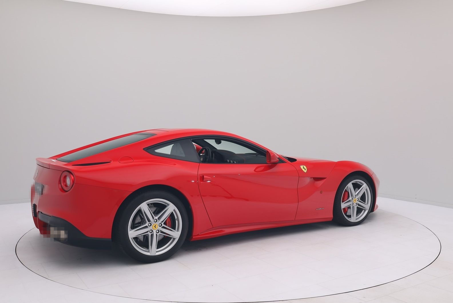 Ferrari F12berlinetta - FERRARI HAMBURG foto 6