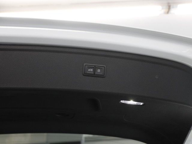 Audi Q5 55 TFSI e quattro S line AHK Pano HuD ACC Mat foto 14