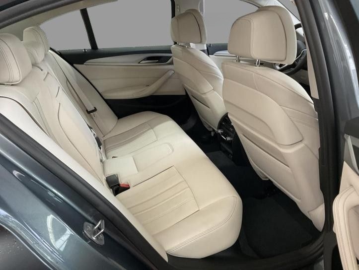 BMW 520d xDrive AHZV LED-SW Business-Paket foto 9