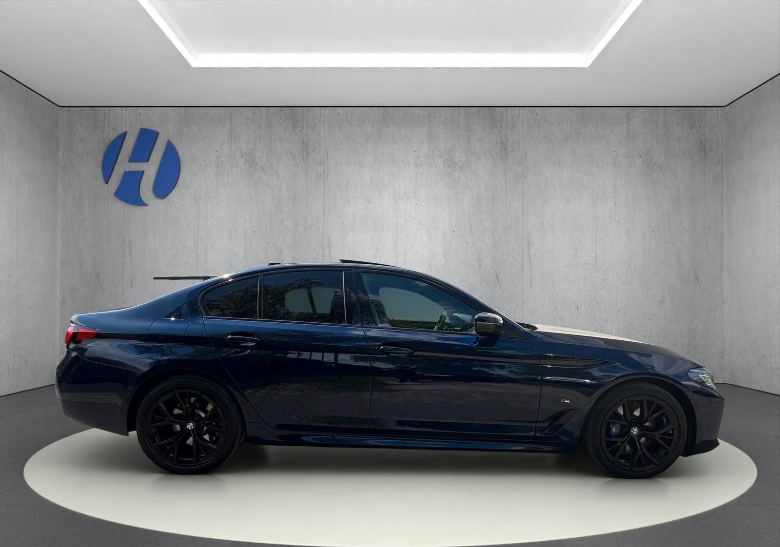 BMW 530 d M Sport Laser GSD HUD H/K 360°ACC Integral foto 7