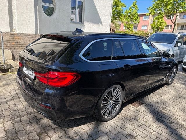 BMW 530 d TOURING xDrive M SPORT PANORAMA KAMERA AHK foto 2