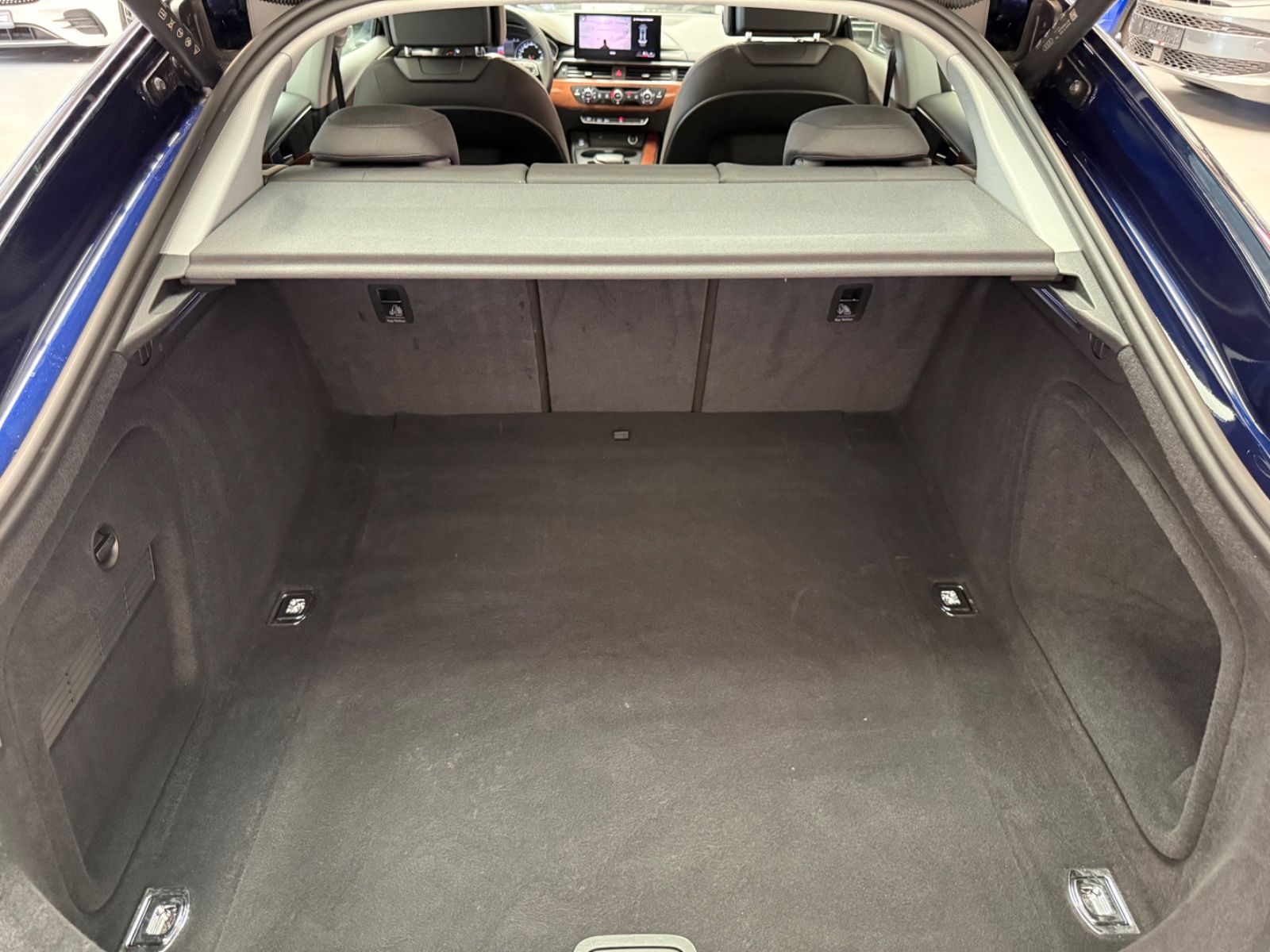 Audi A5 SB 35TDI PANORAMA/AHK/LED/HUD/NAVI/KAM/17 foto 20