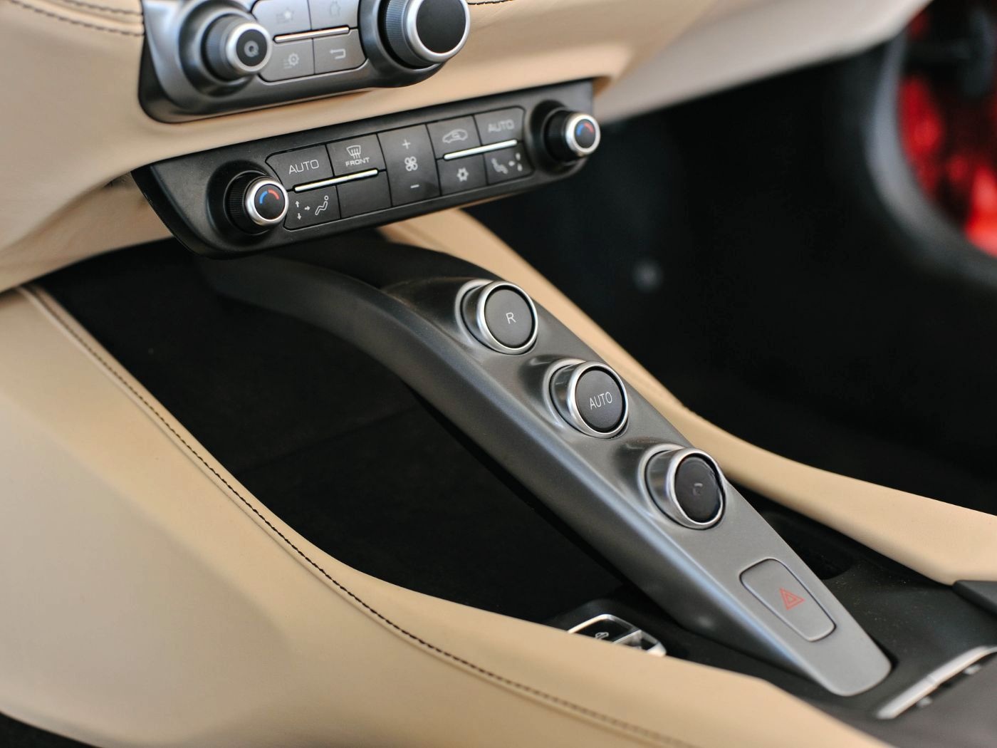 Ferrari Portofino MagneRide*JBL*Sabbia-Interior*Daytona* foto 25