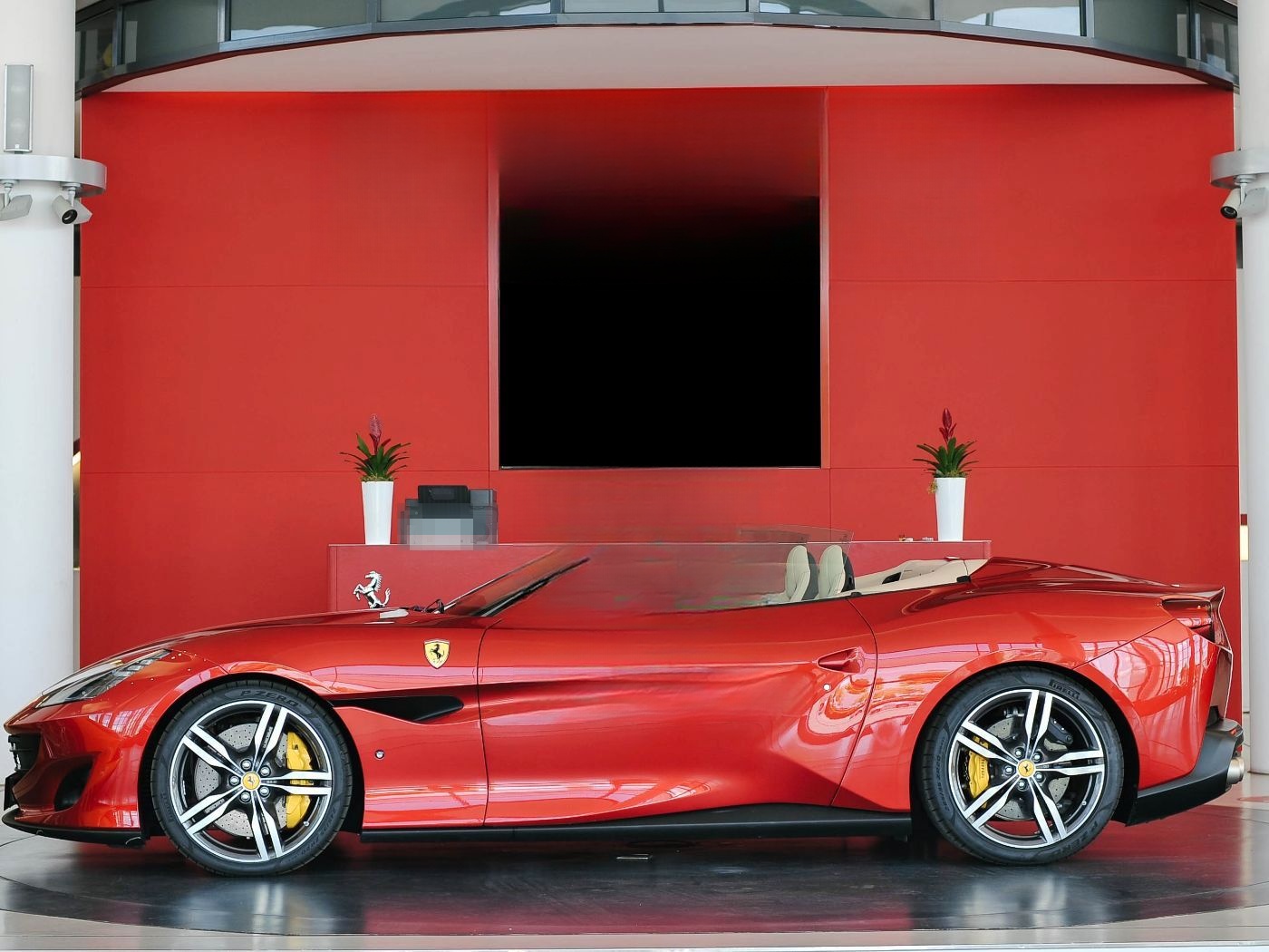 Ferrari Portofino MagneRide*JBL*Sabbia-Interior*Daytona* foto 4