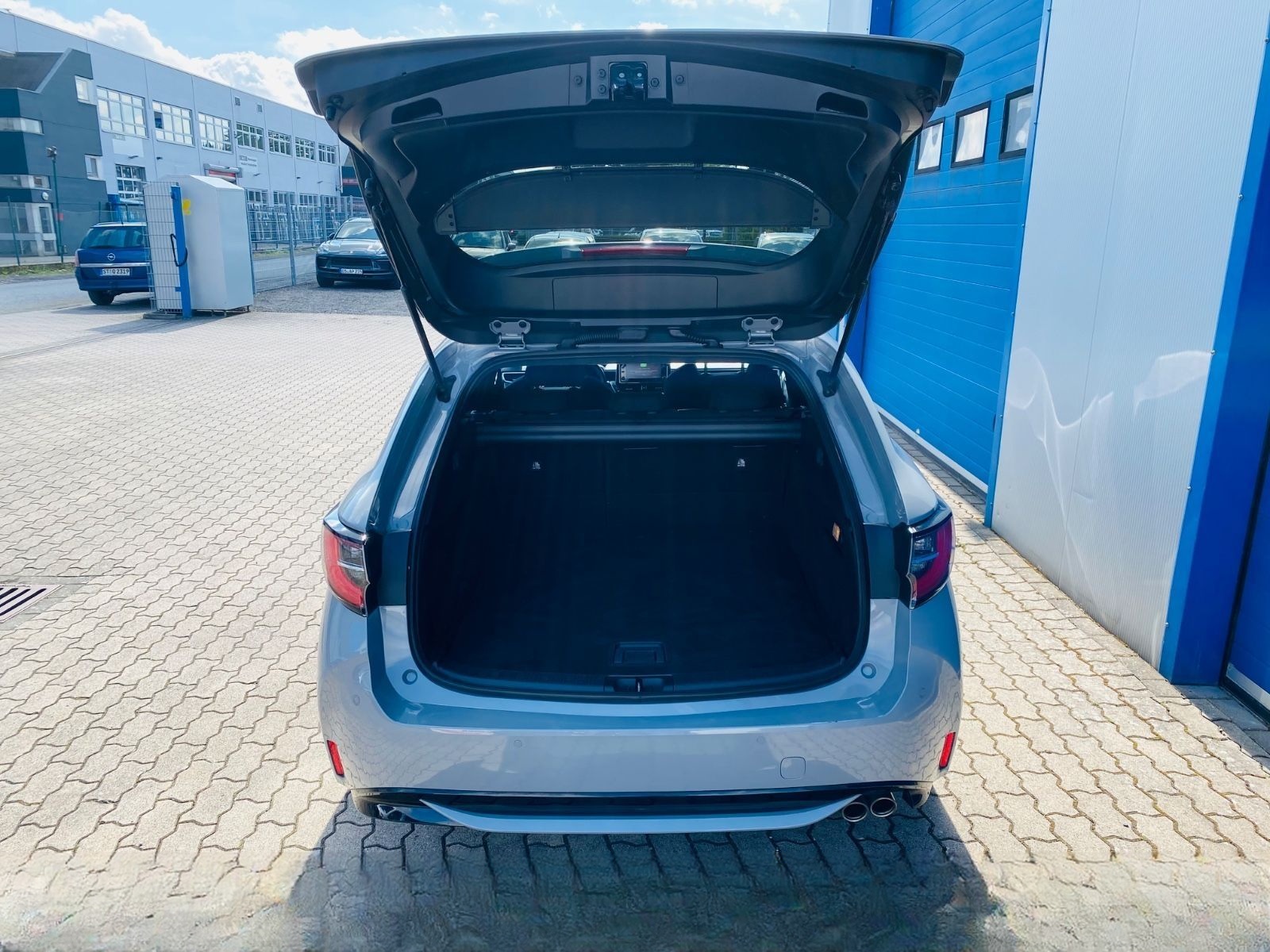 Toyota Corolla Touring Sports Hybrid CarPlay 1.Hand foto 19