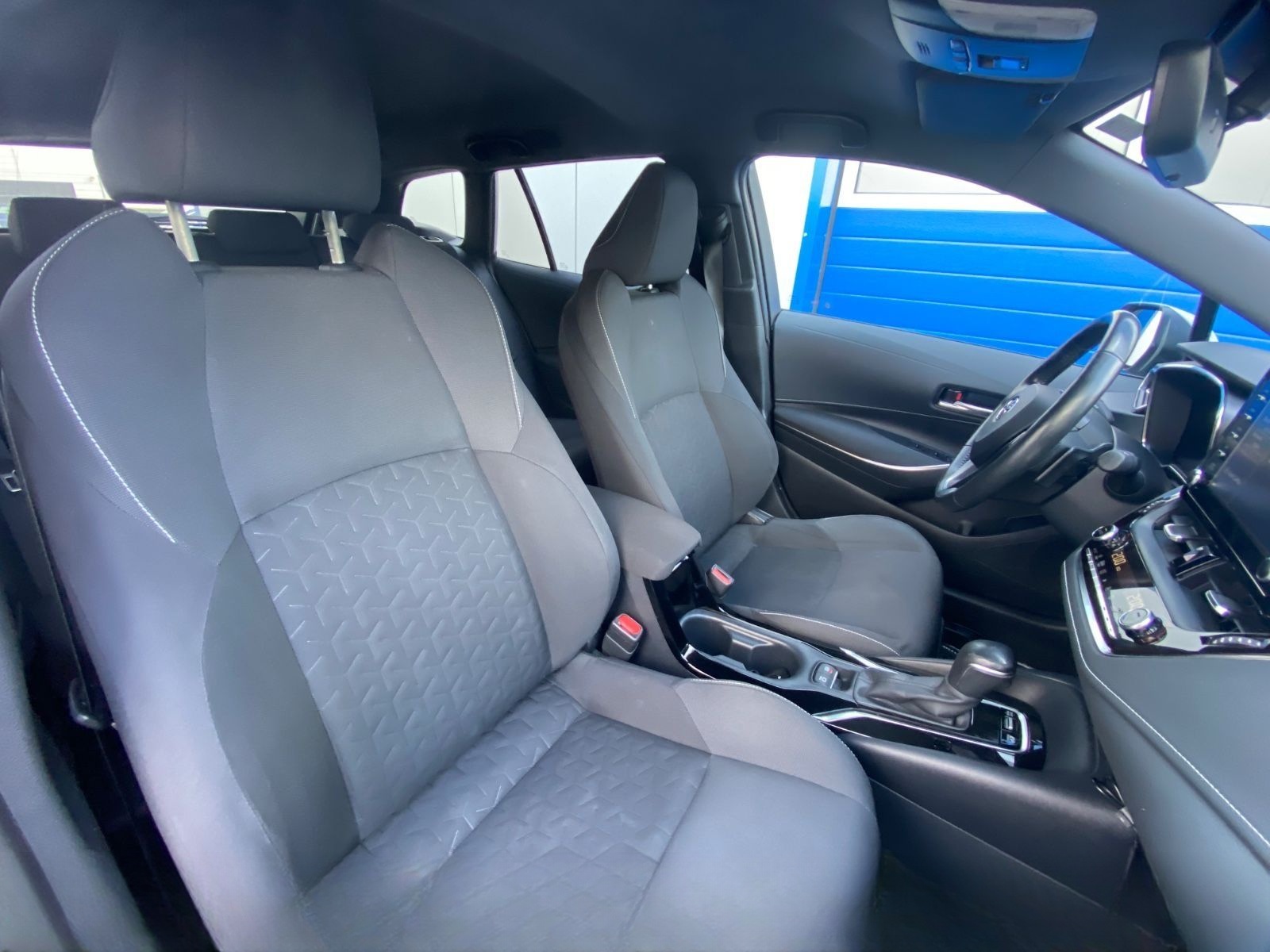 Toyota Corolla Touring Sports Hybrid CarPlay 1.Hand foto 24
