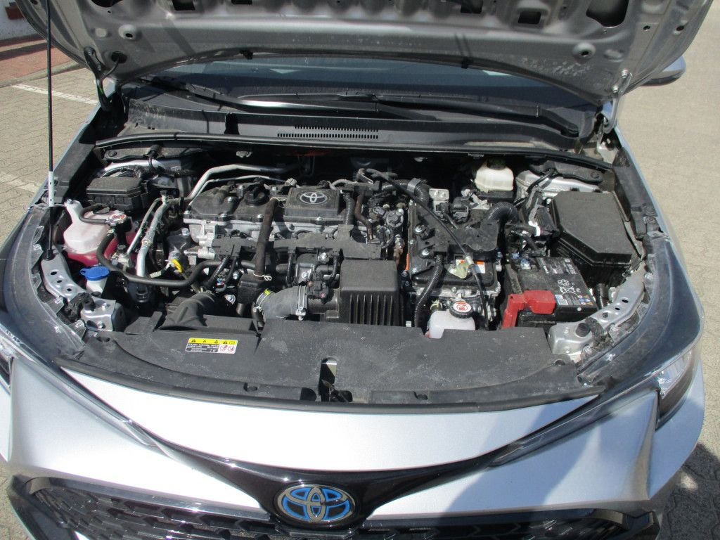 Toyota Corolla Touring Sports 1.8 Hybrid Business Editi foto 13
