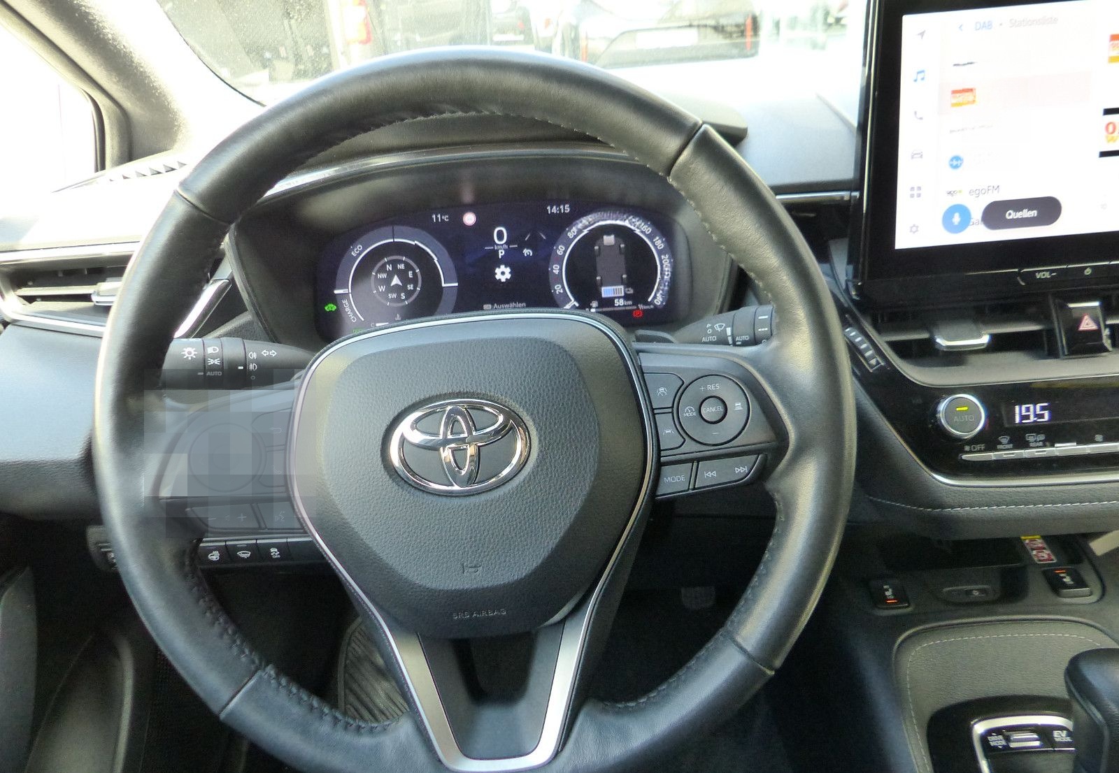 Toyota Corolla TS 2.0 Hybrid Team D Navi Totwinkel PDC foto 13