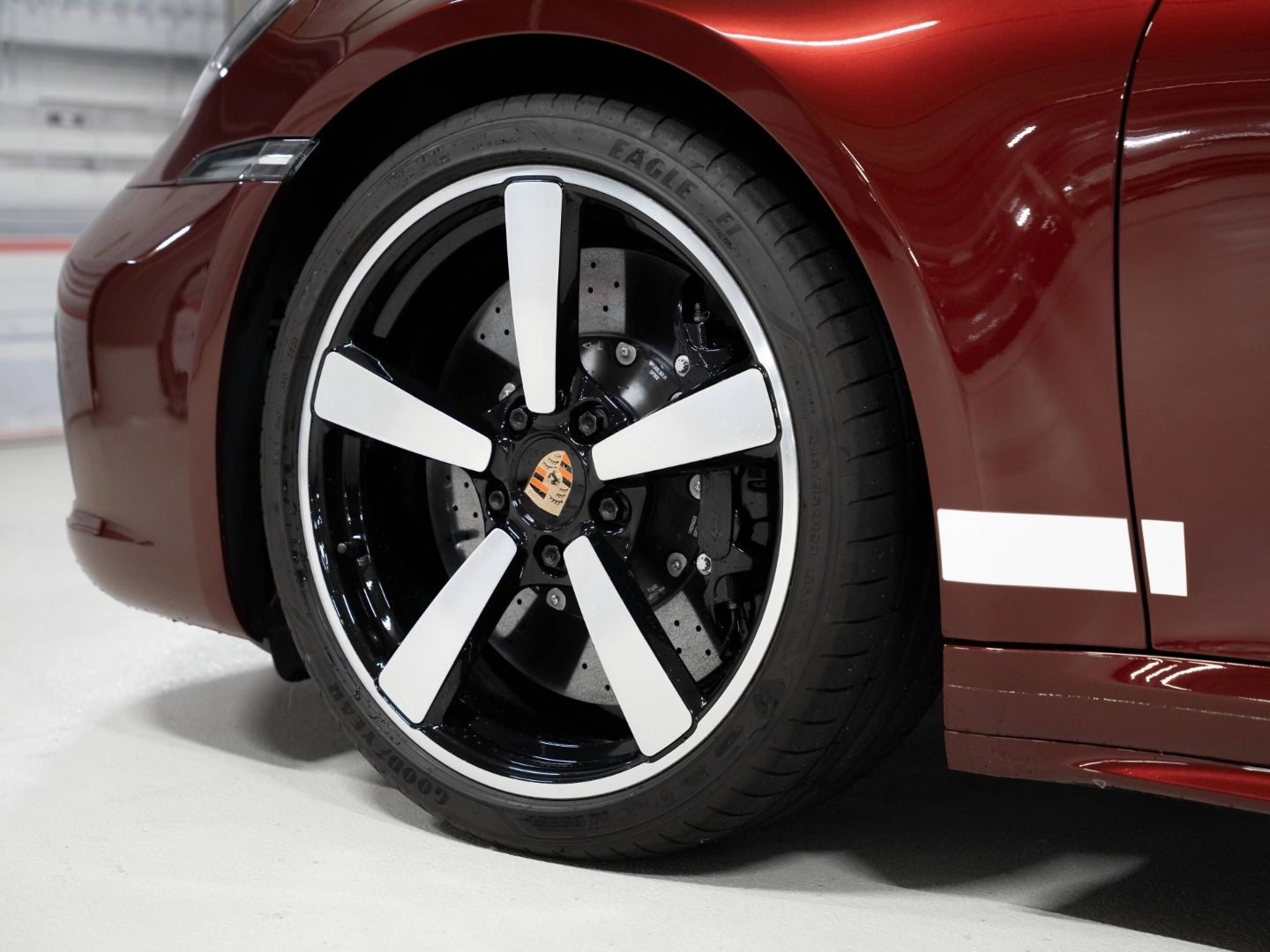 Porsche 911 Targa 4S Heritage Edition InnoDrive Burmeste foto 14