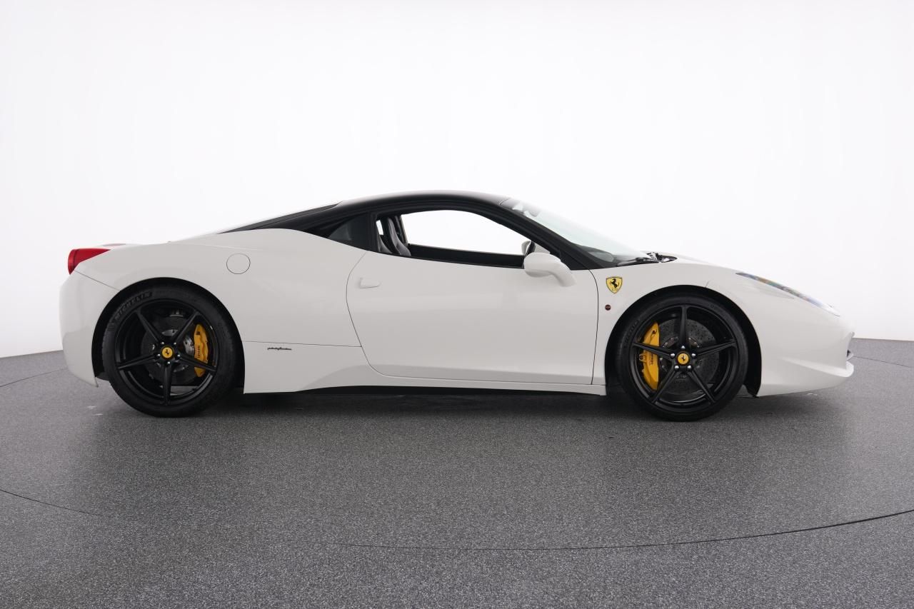 Ferrari 458 Italia RACINGSITZE CARBON LENKRAD foto 13