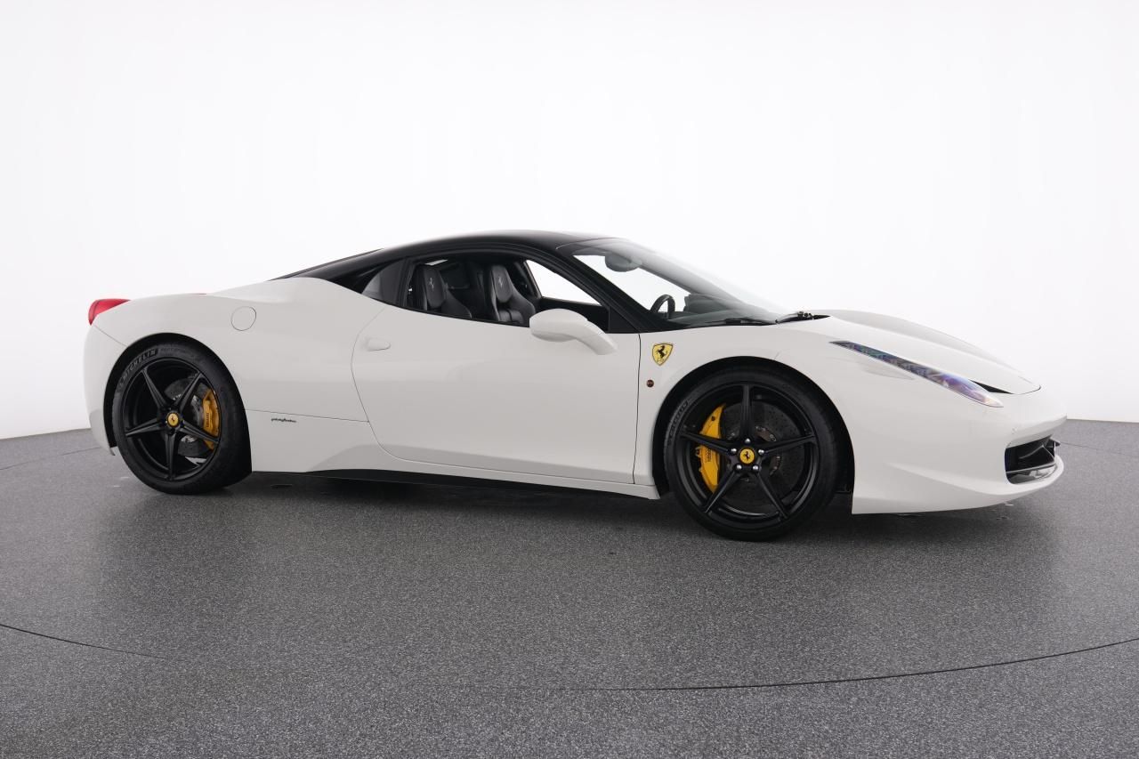 Ferrari 458 Italia RACINGSITZE CARBON LENKRAD foto 14