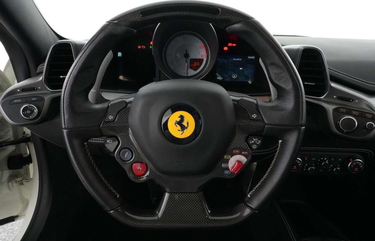 Ferrari 458 Italia RACINGSITZE CARBON LENKRAD foto 20