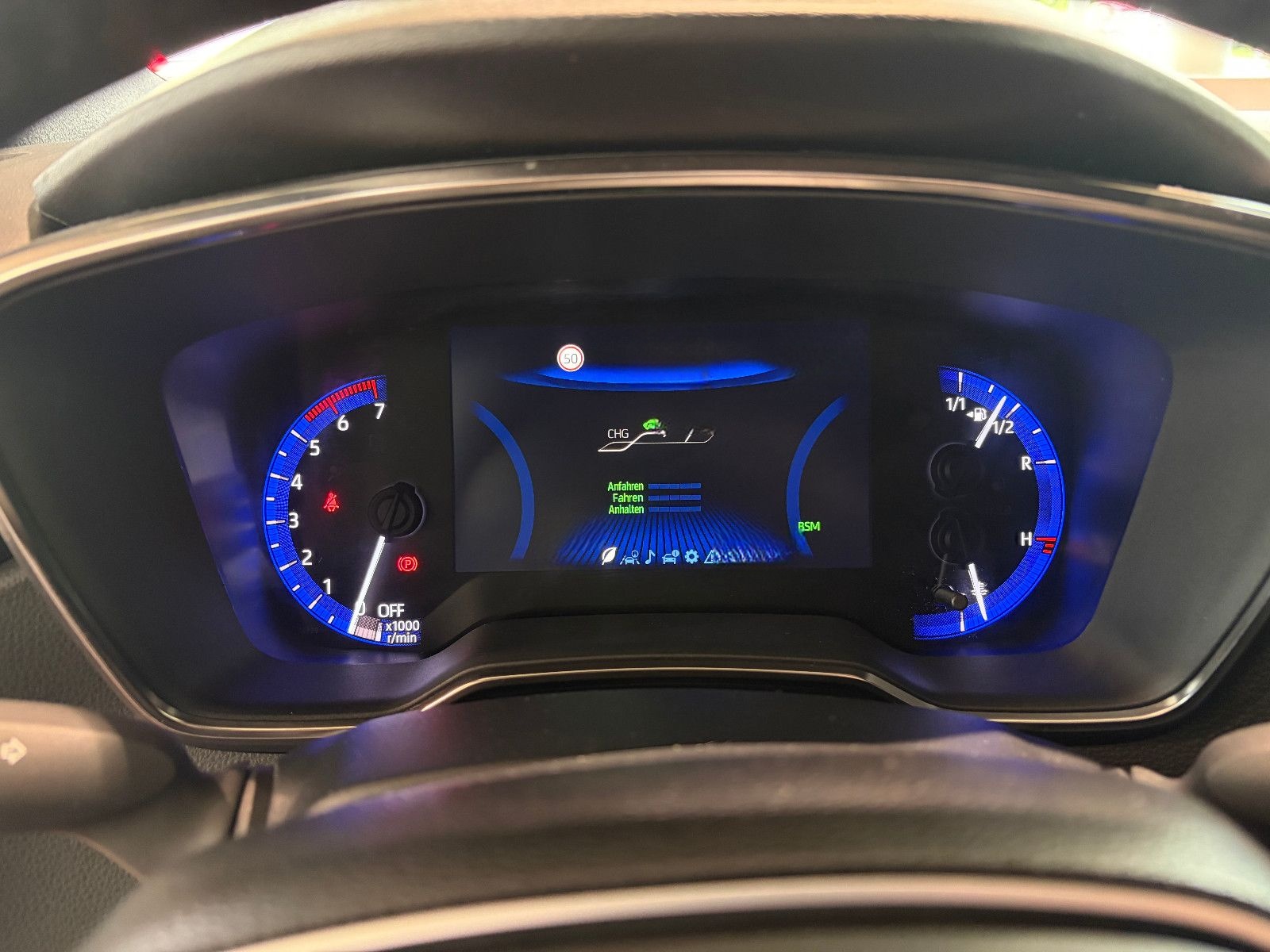 Toyota Corolla Hybrid Team D Kamera CarPlay Navi LED foto 16