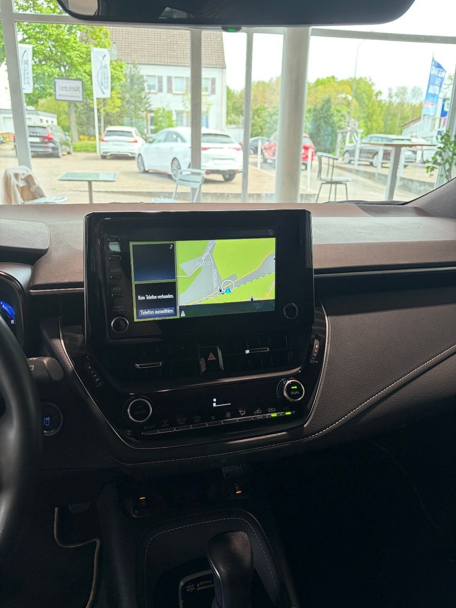 Toyota Corolla Hybrid Team D Kamera CarPlay Navi LED foto 19