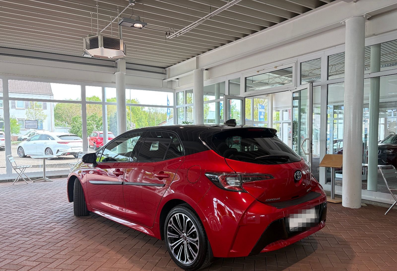 Toyota Corolla Hybrid Team D Kamera CarPlay Navi LED foto 3