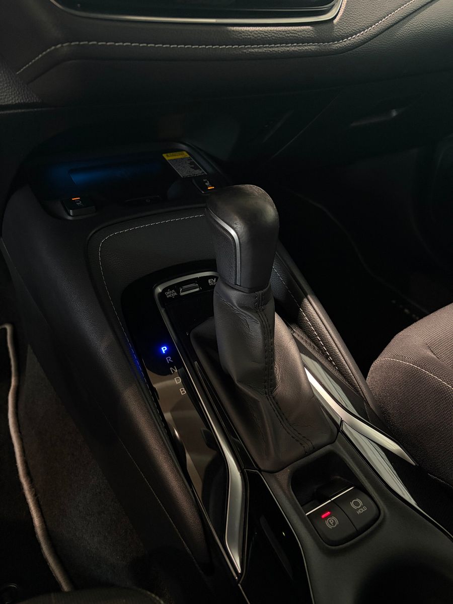 Toyota Corolla Hybrid Team D Kamera CarPlay Navi LED foto 22