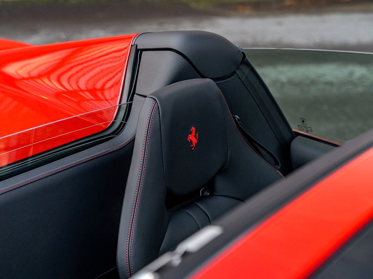 Ferrari F8 Spider *Liftsystem* *Carbon Lenkrad* foto 10