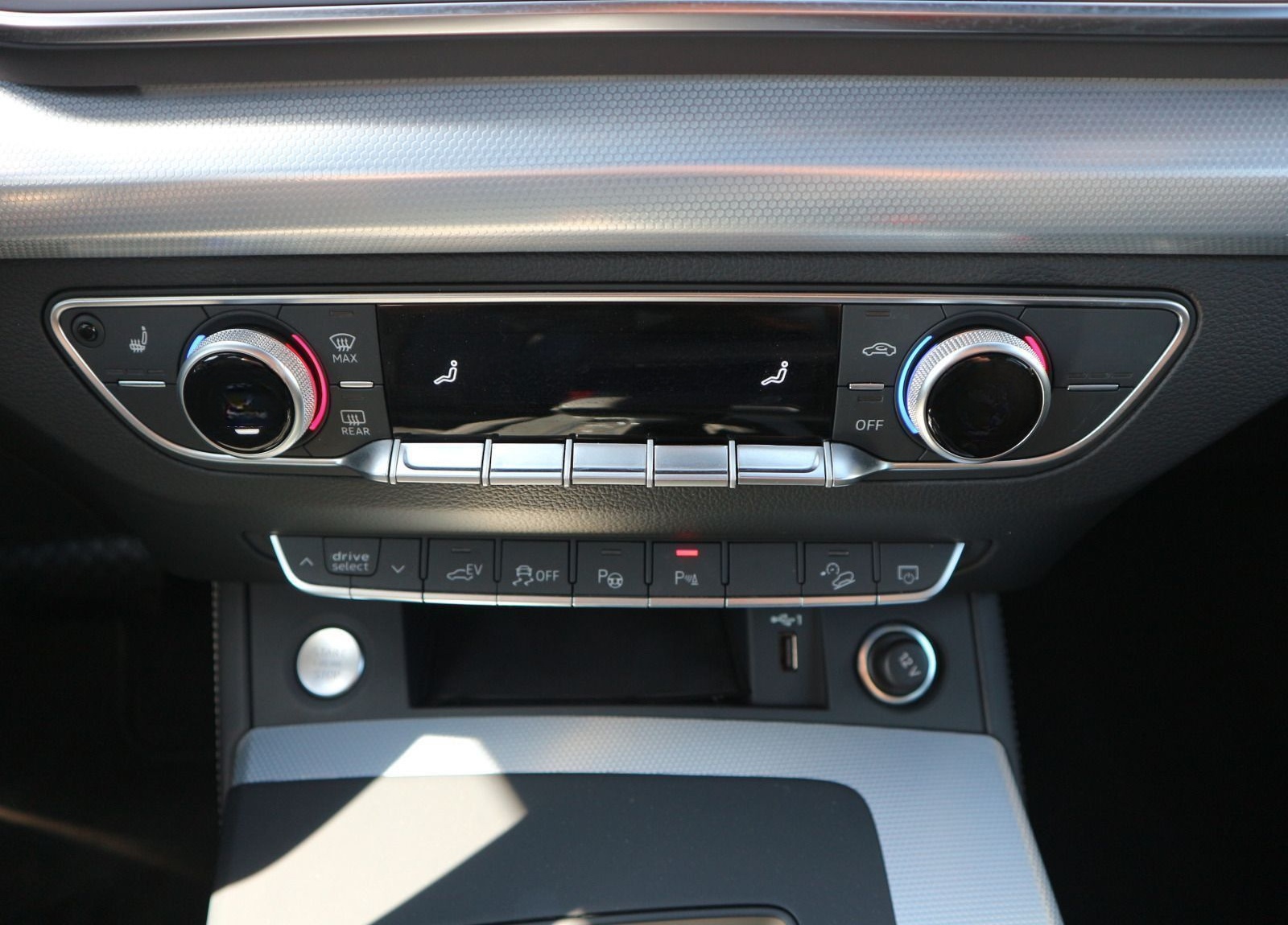 Audi Q5 Sportback 55 TFSI e quattro S line 0,5%*AHK*P foto 18