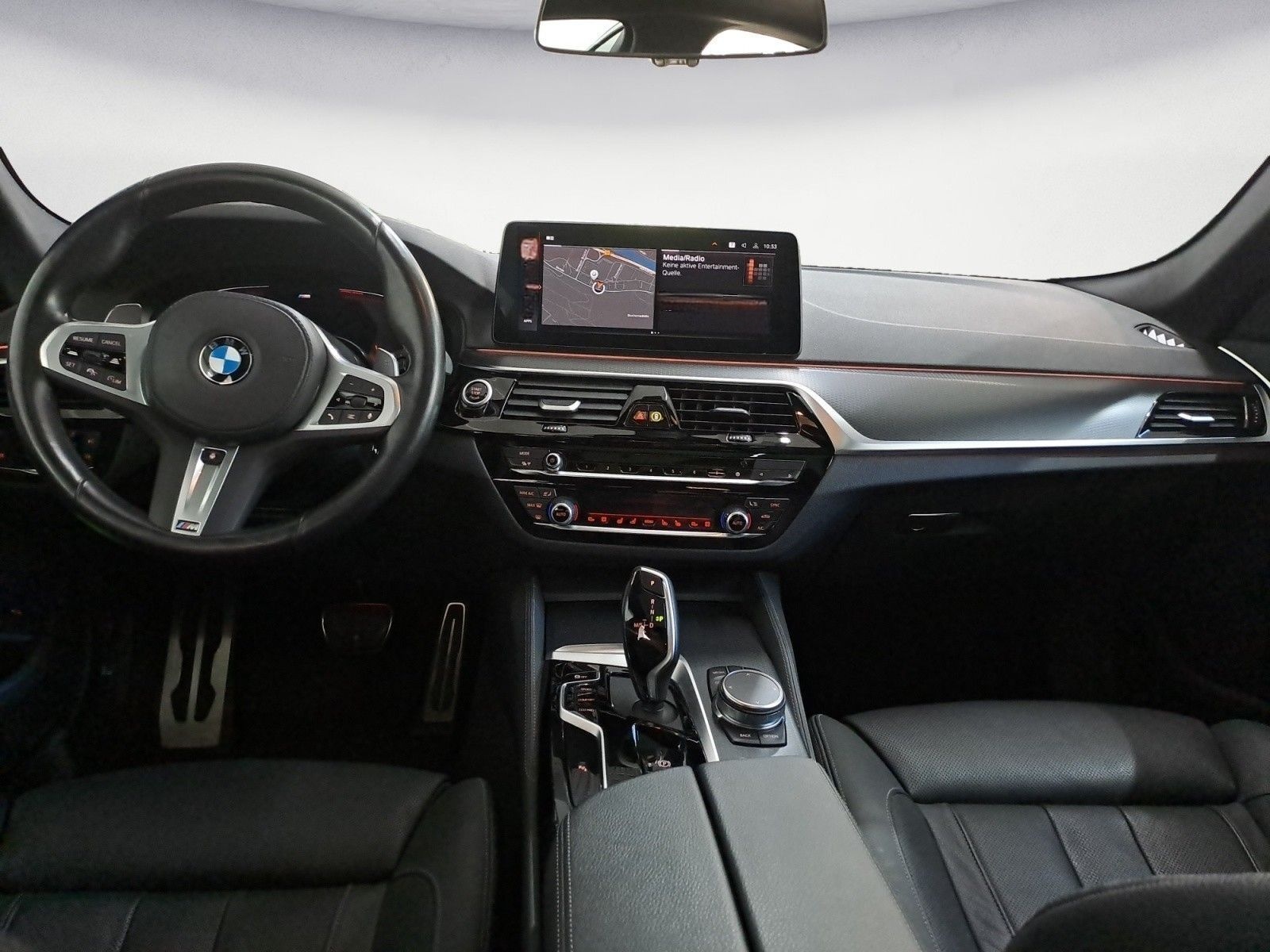 BMW 520d M-Sport Head Up Pano Standheizung Laser foto 11