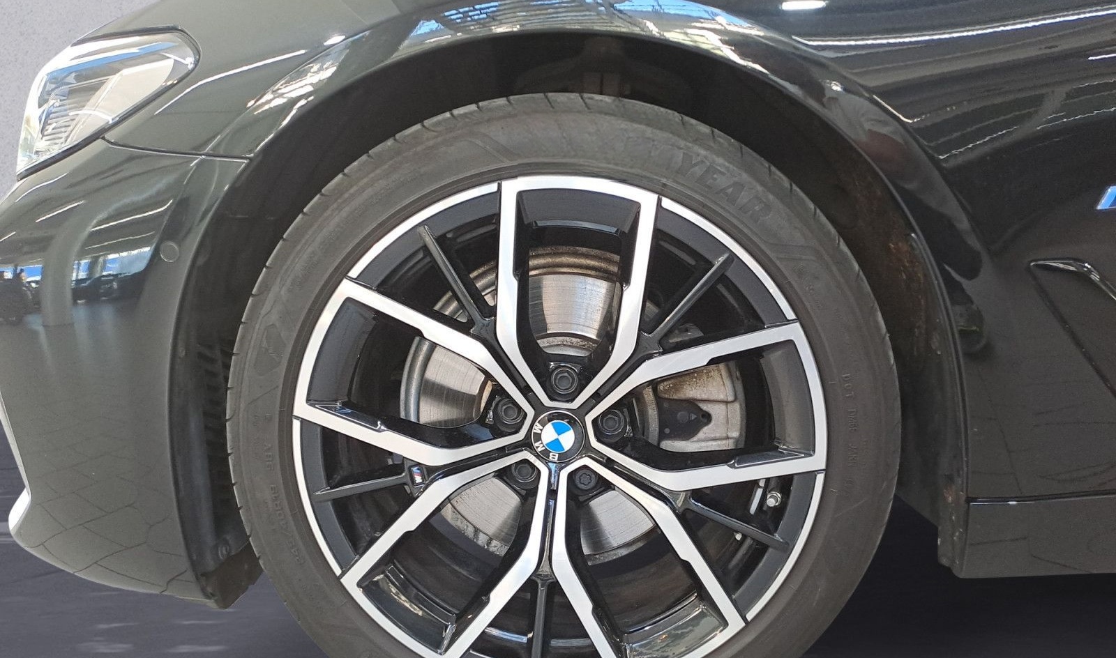 BMW 520d M-Sport Head Up Pano Standheizung Laser foto 12