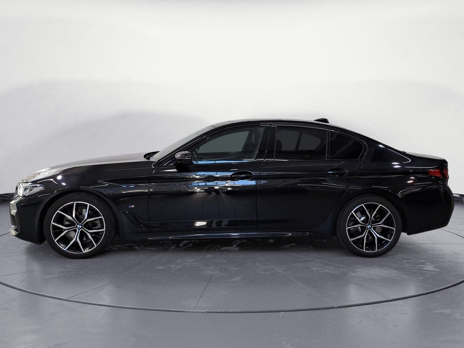 BMW 520d M-Sport Head Up Pano Standheizung Laser foto 3