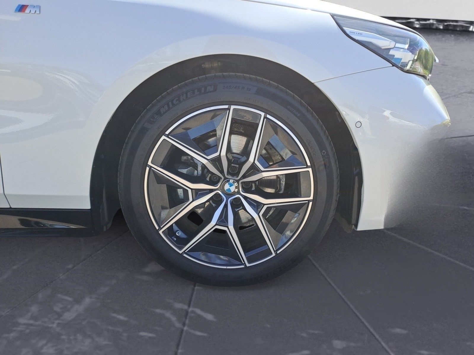BMW 520d xDrive M Sportpaket Navi Harman Kardon AHK  foto 12
