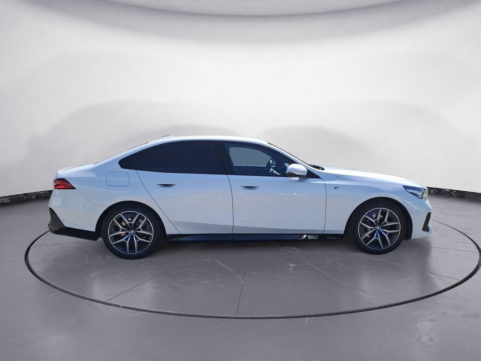 BMW 520d xDrive M Sportpaket Navi Harman Kardon AHK  foto 6