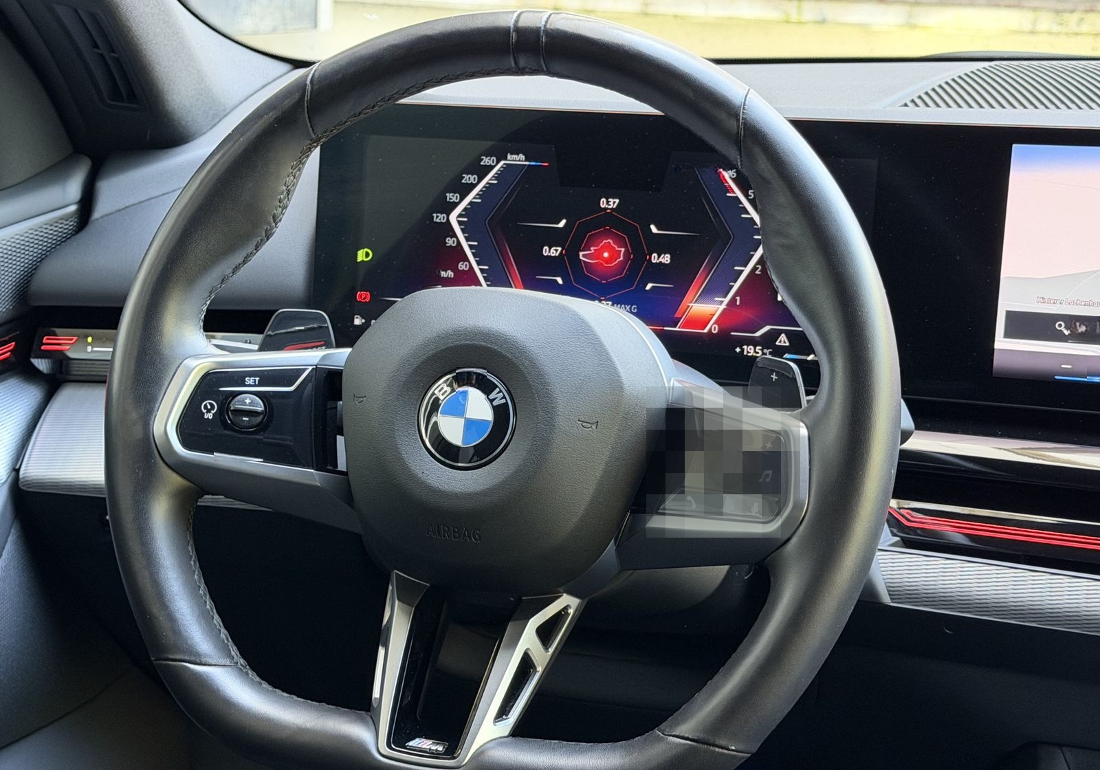 BMW 520 d xDrive M Sport LED Komfortsitze LiveCockpi foto 21