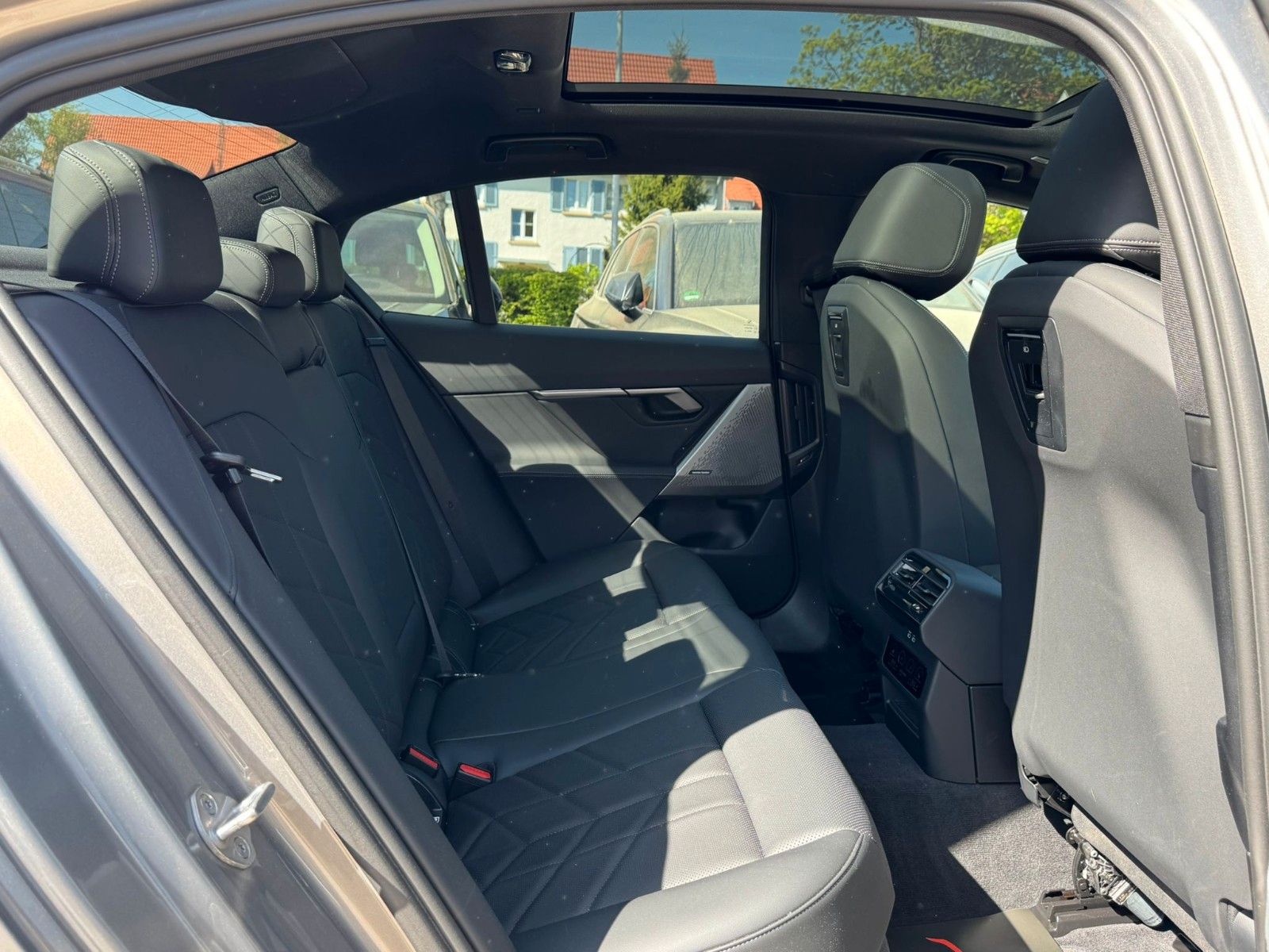 BMW 520d Lim. M-Sportpacket G60| Panorama|Komfortzg. foto 25