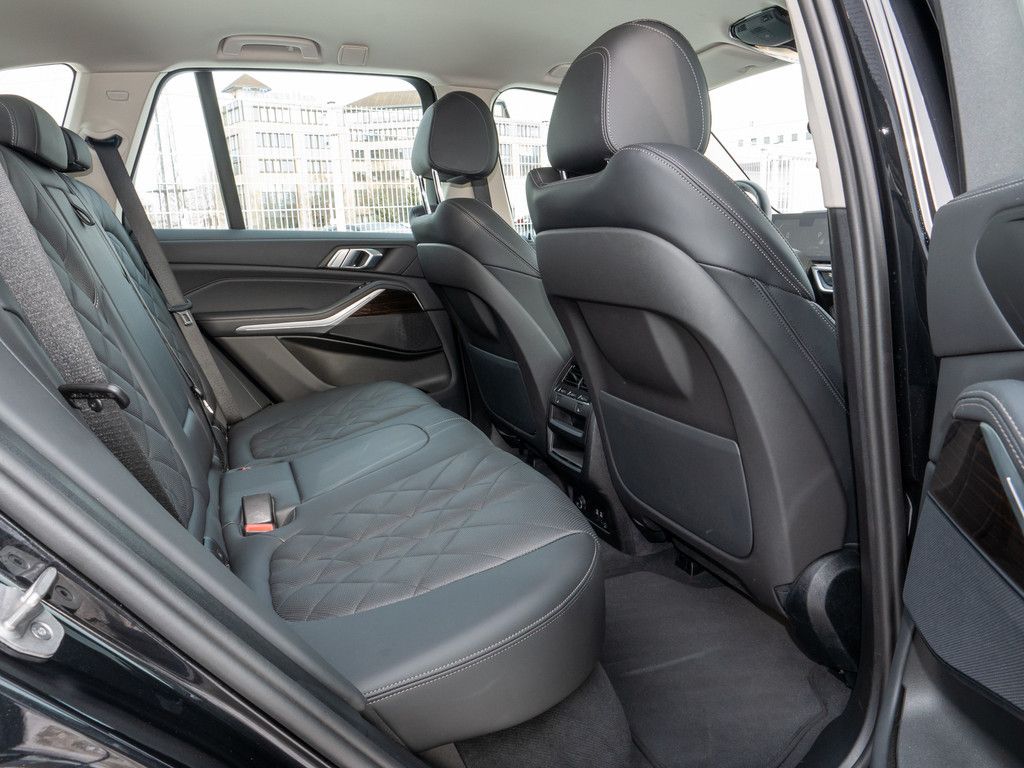 BMW X5 xDrive 50e NAVI+KAMERA+KEYLESS+MEMORY+KLIMAAU foto 9