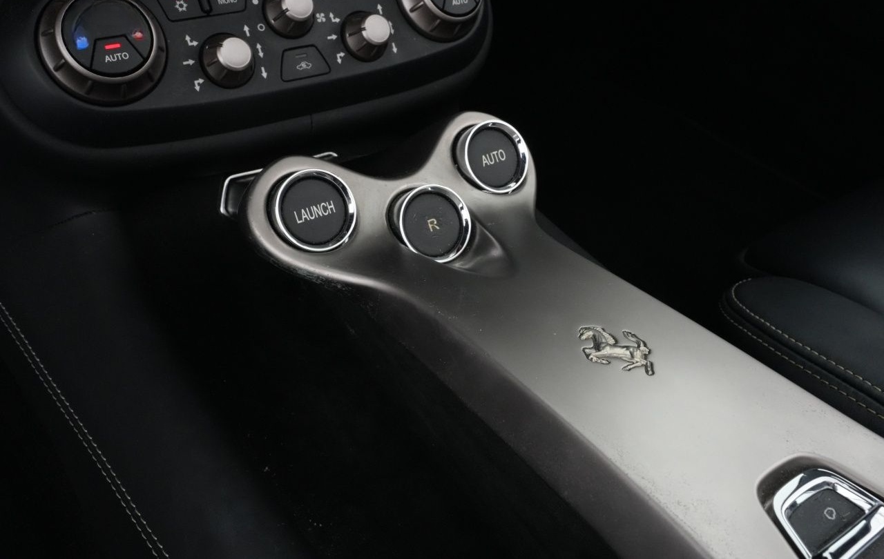 Ferrari California 2+2 1.HAND CARBON LENKRAD SERVICE NEU foto 21