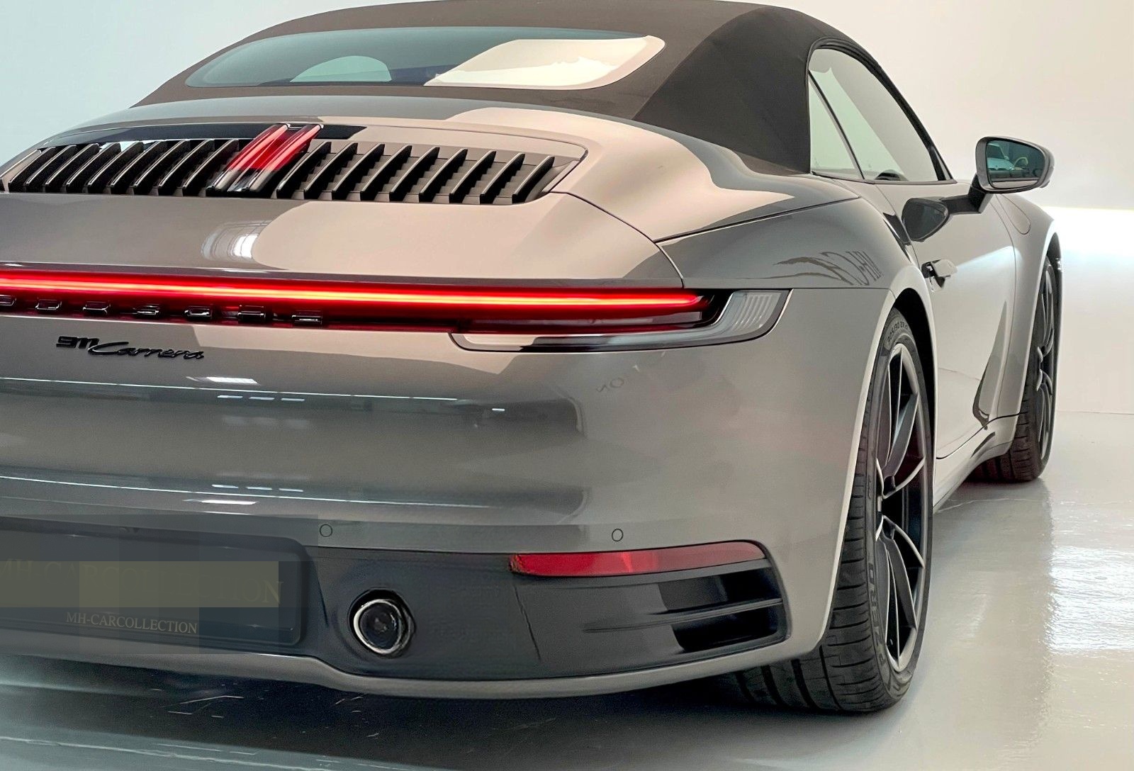 Porsche 992 Carrera Cabriolet* Sport-Abgas*360 *Kamera* foto 16