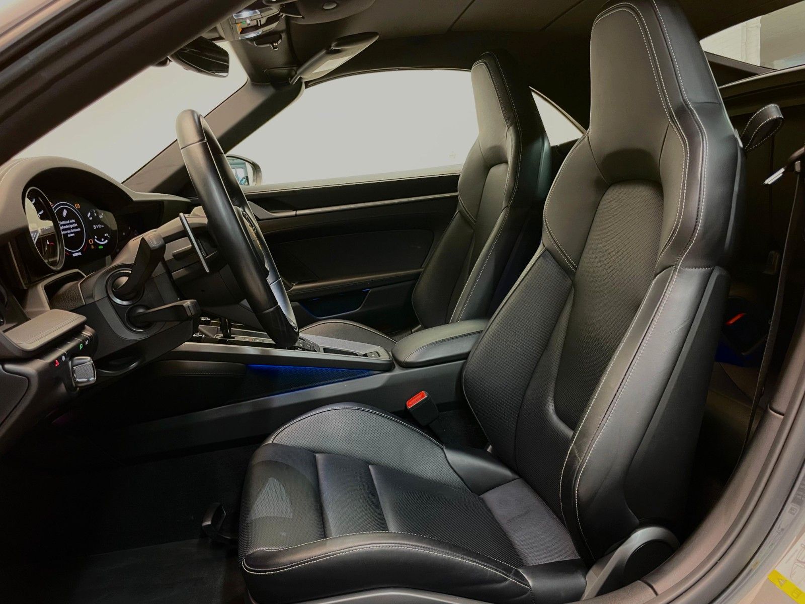 Porsche 992 Carrera Cabriolet* Sport-Abgas*360 *Kamera* foto 8