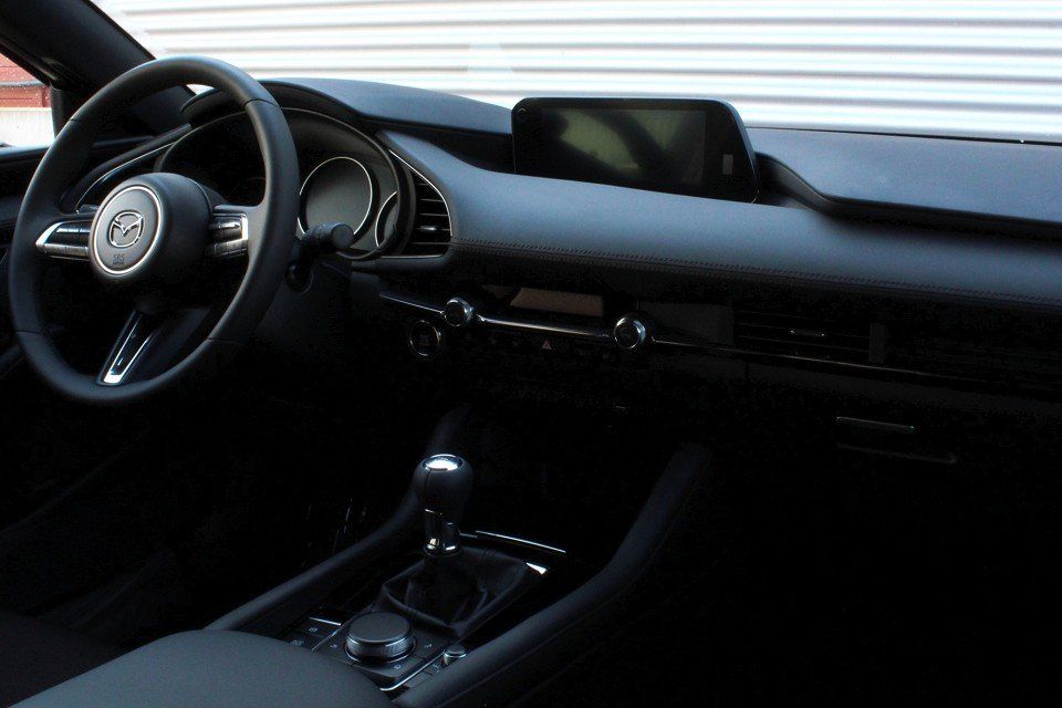 Mazda 3 SKYACTIV-G 2.0 150PS M Hybrid Selection foto 16