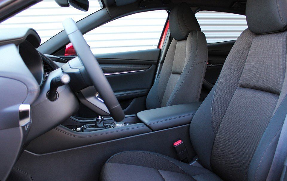 Mazda 3 SKYACTIV-G 2.0 150PS M Hybrid Selection foto 17