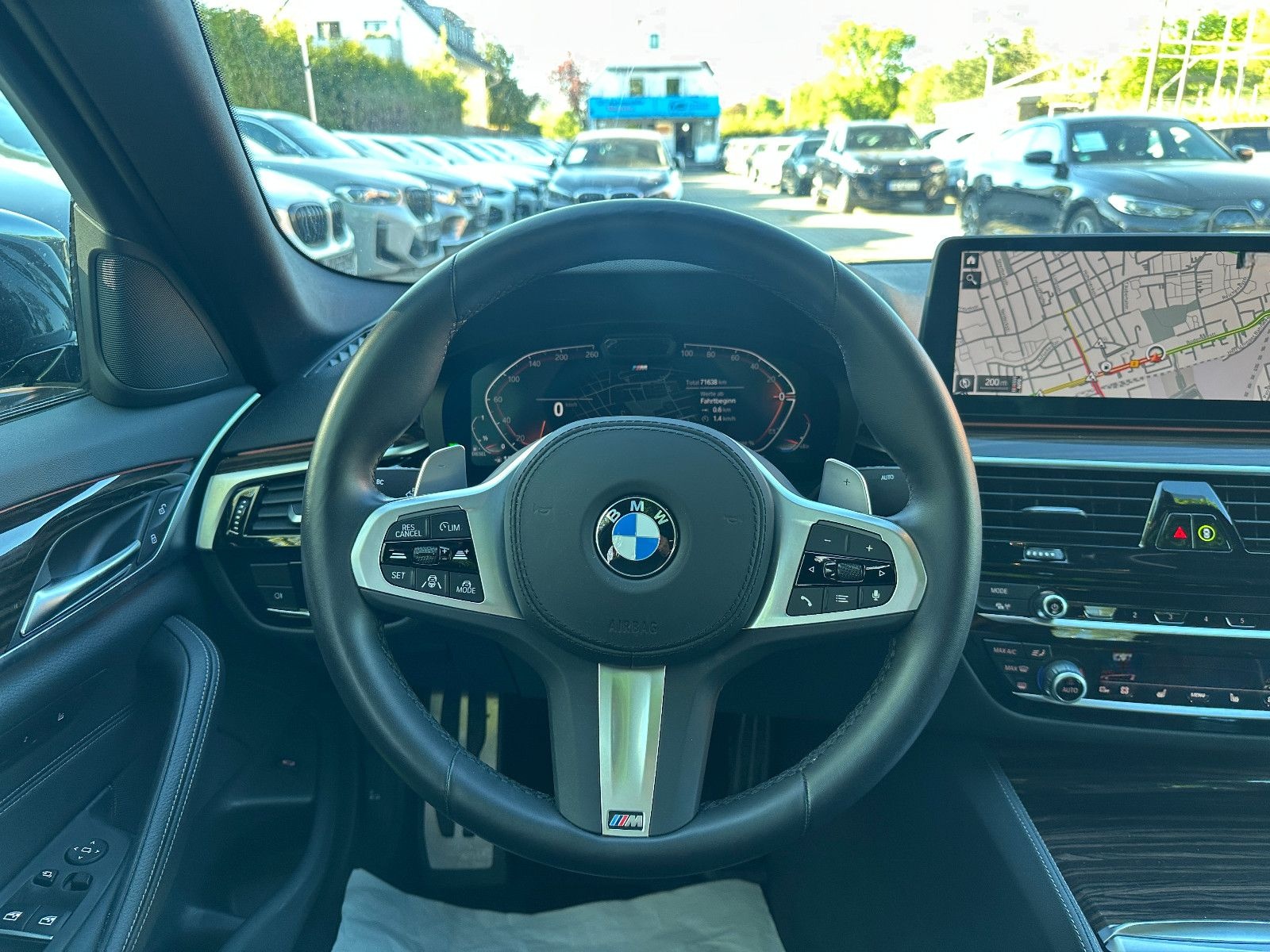BMW 530 d xDrive MSport*Glass.Dach*Head Up*Massage foto 21