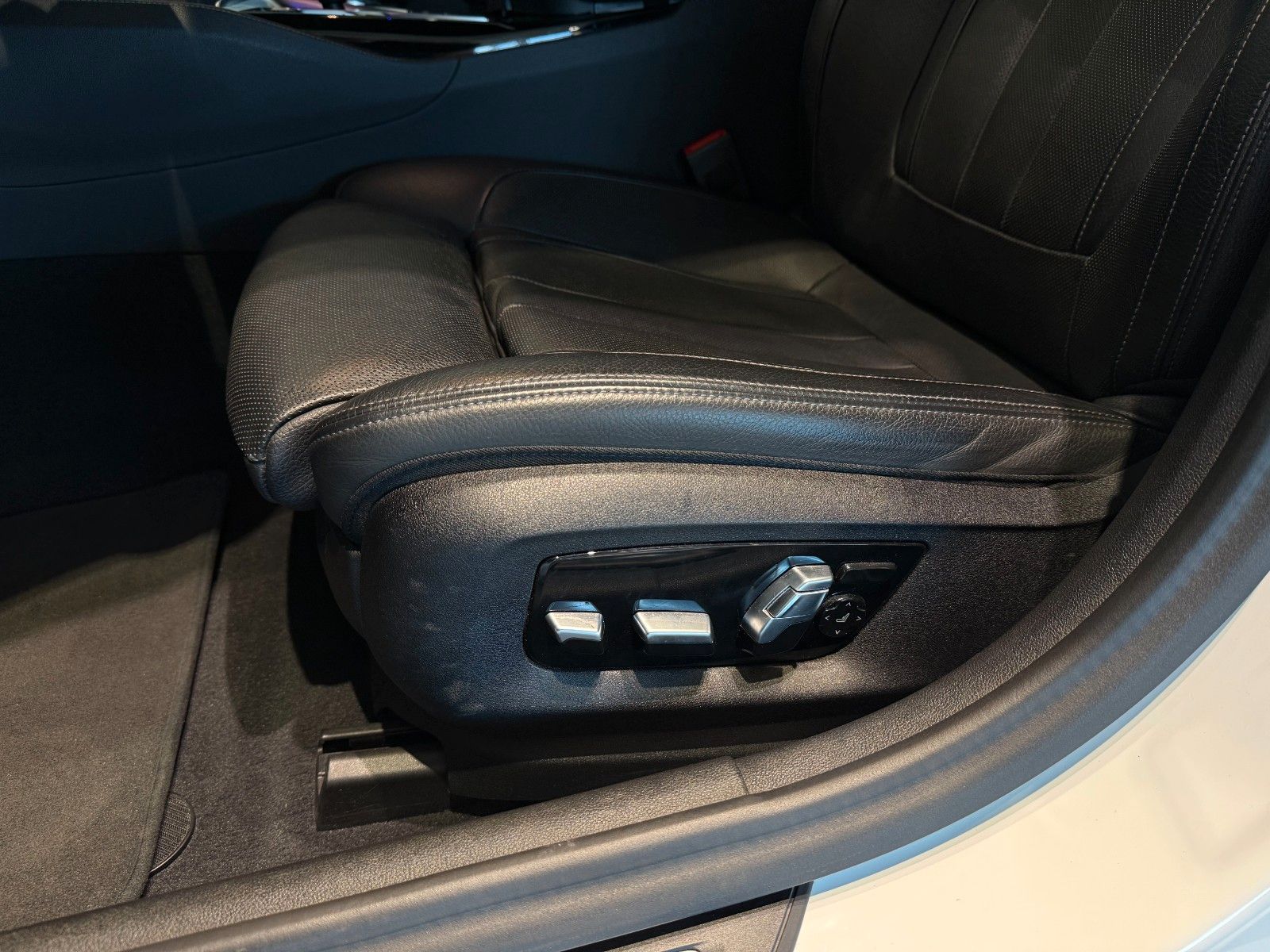 BMW 520 Limousine*M-Paket*PremiumSelect* foto 12