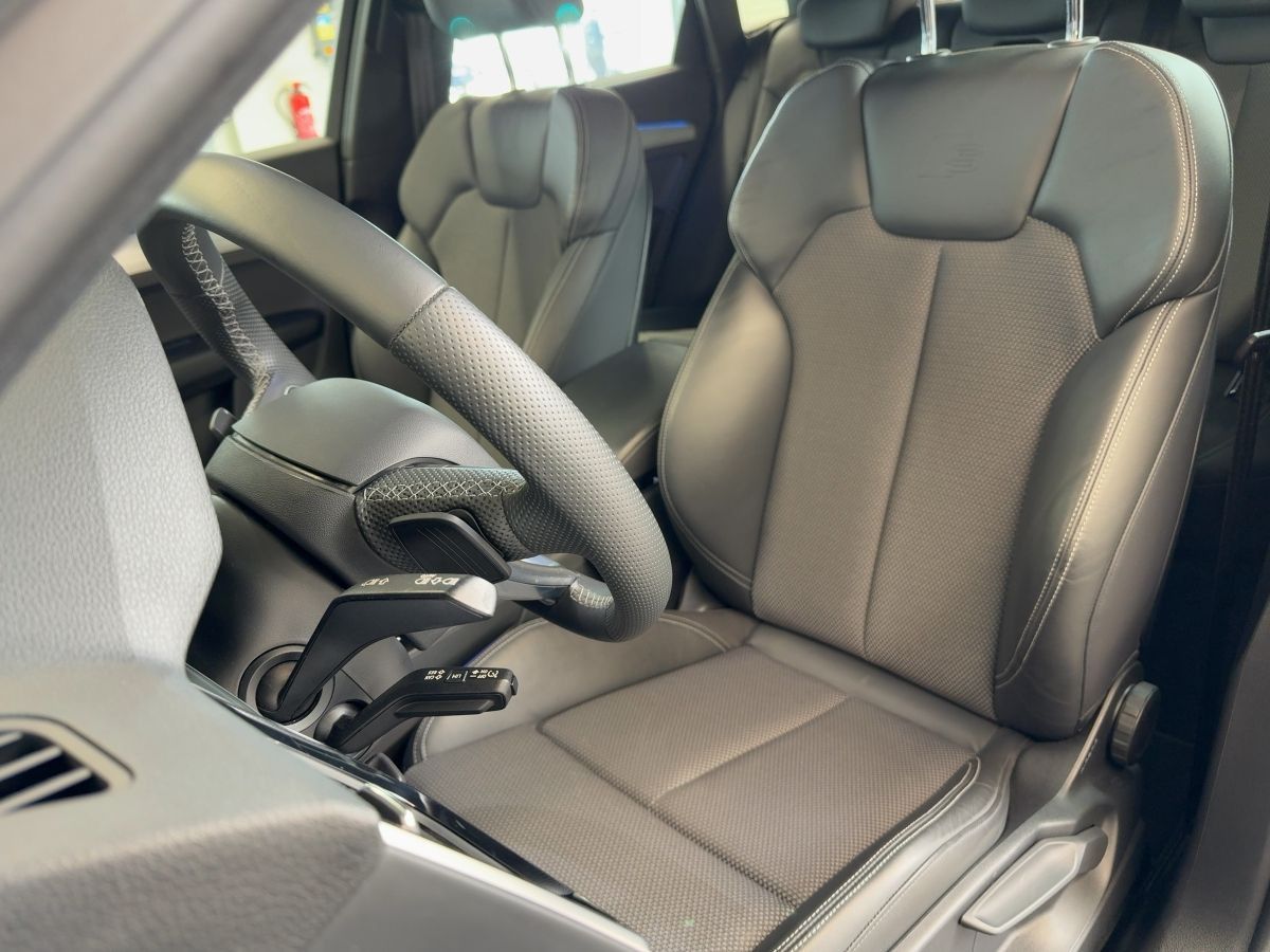 Audi Q5 S line 55 TFSI e quattro Matrix Standklima Pa foto 18