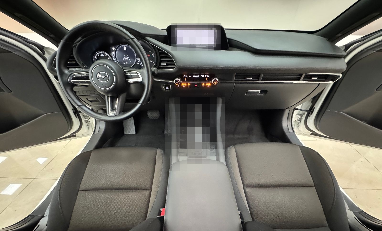 Mazda 3 5HB Selection SKYACTIV-G 2.0 M Hybrid 6AG *LHZ foto 20